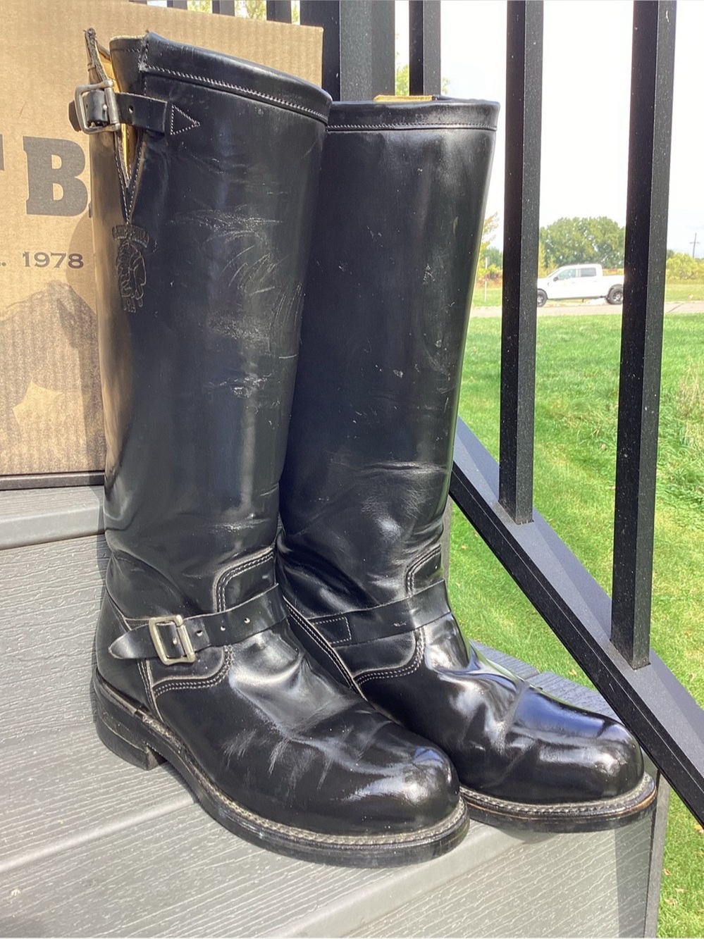 Men’s Chippewa 9.5D Black High Gloss Model #71418 17” Tall Motorcycle Boots
